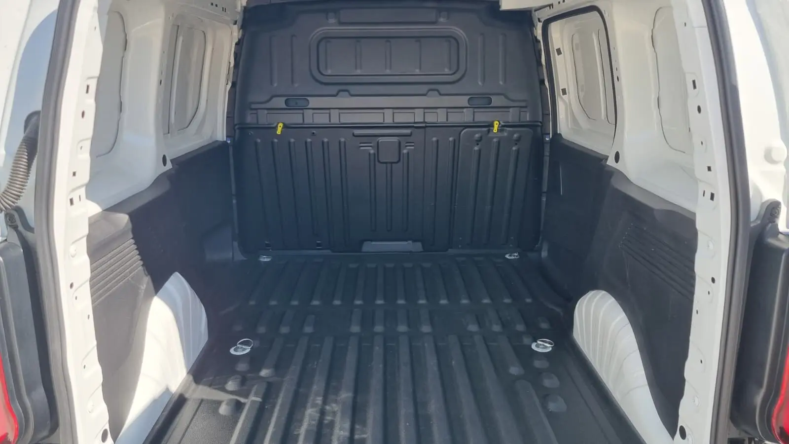 Opel Combo 1.5 CDTi L1H1 Elegance Plus 16