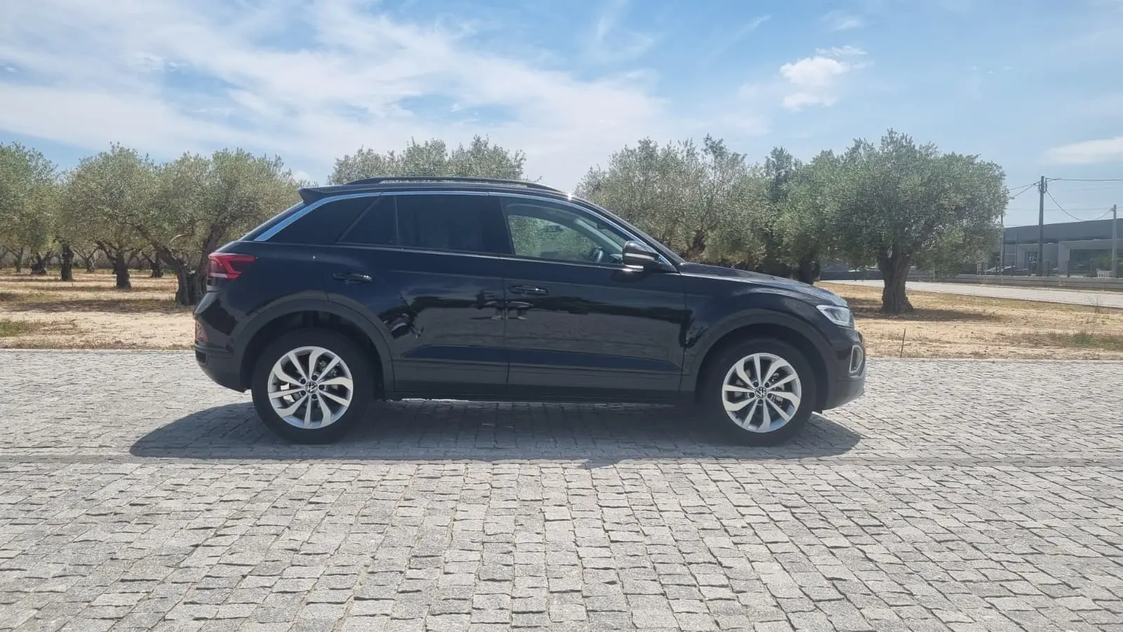 Volkswagen T-Roc 1.0 TSI Urban 3