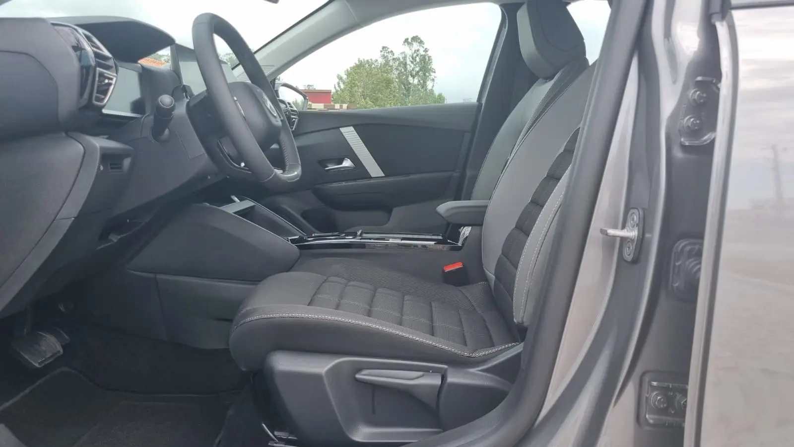 Citroen C4 1.2 Hybrid e-DSC6 Plus 17