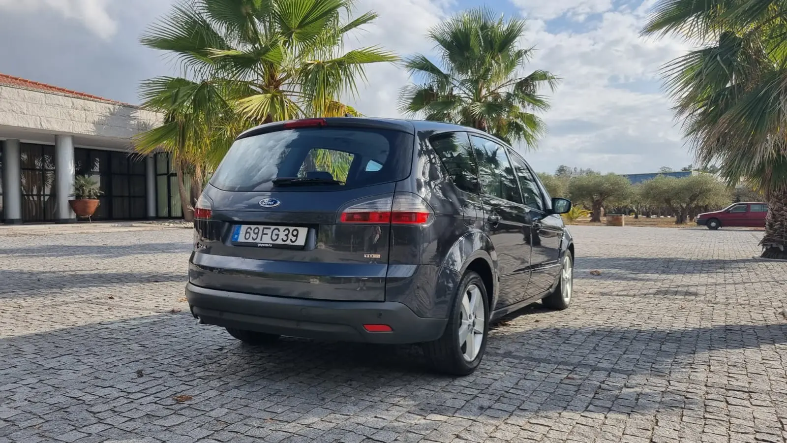 Ford S-Max 1.8 TDCi Titanium 7L 5