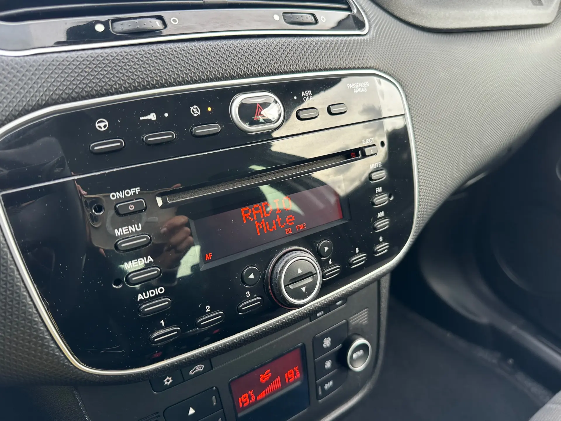 Fiat Punto 1.2 Easy S&S 15