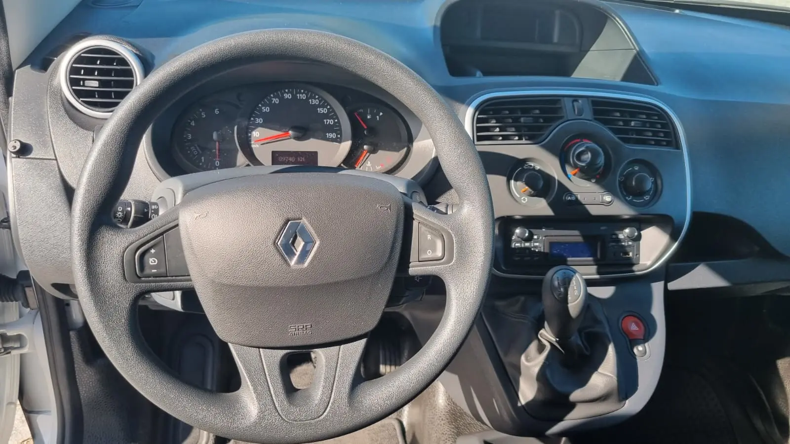 Renault Kangoo Outro 9