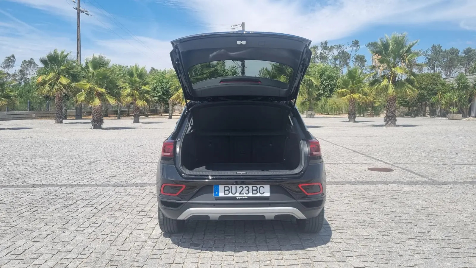 Volkswagen T-Roc 1.0 TSI Urban 25