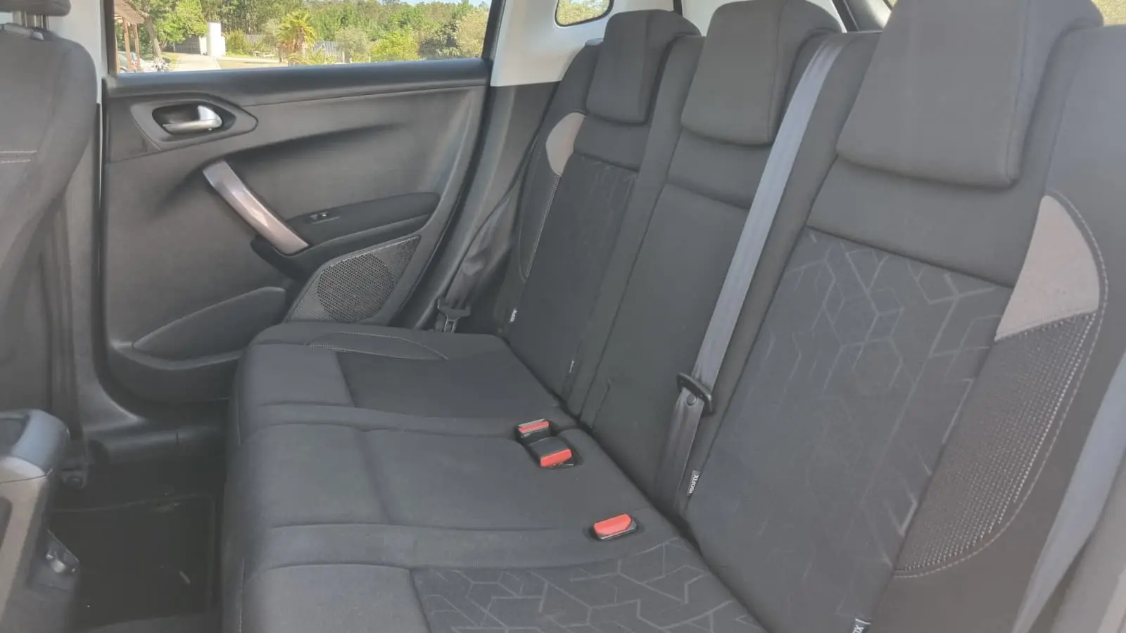 Peugeot 2008 1.2 PureTech Style 11