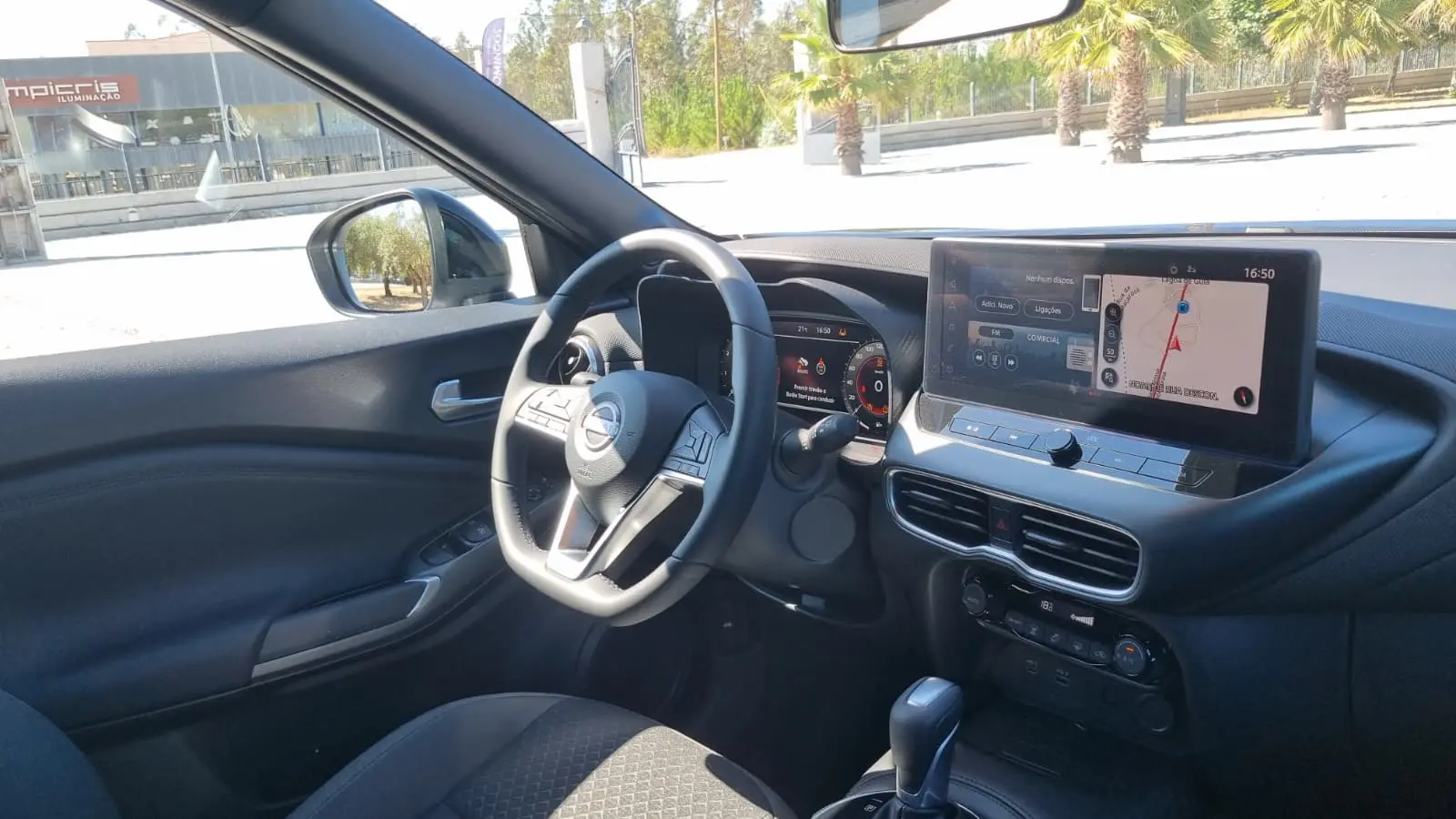 Nissan Juke 1.0 DIG-T N-Connecta DCT 10
