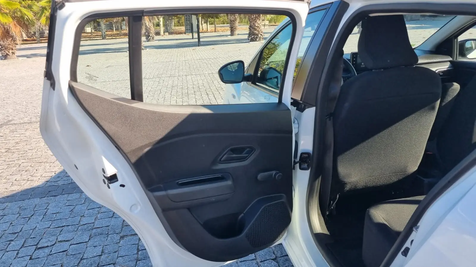 Dacia Sandero 1.0 ECO-G Essential Bi-Fuel 10