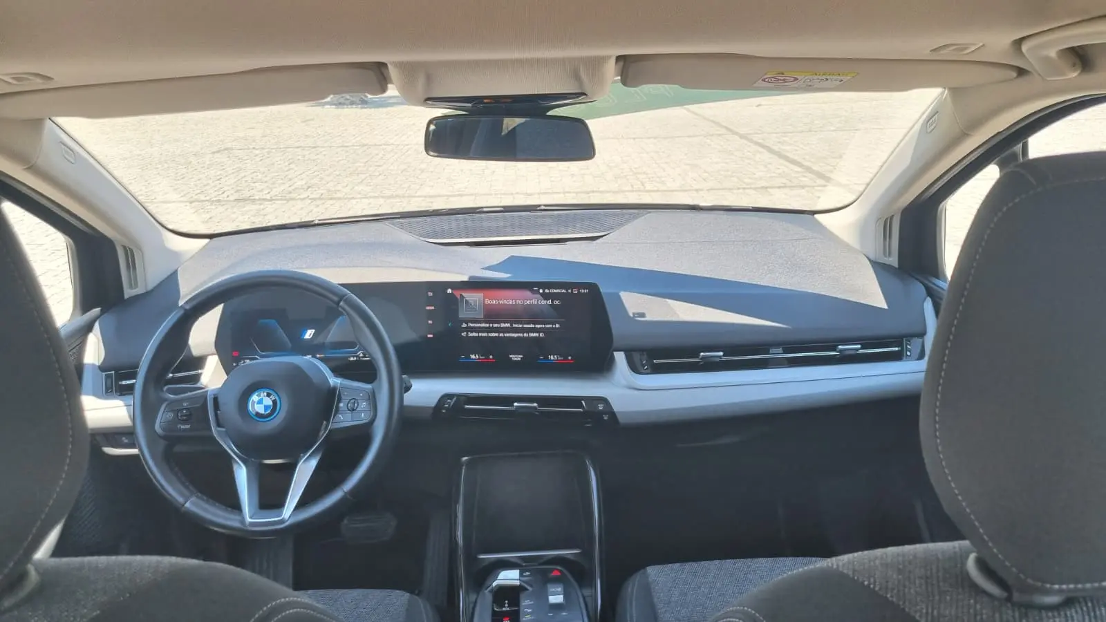 BMW 225xe Active Tourer e xDrive 8