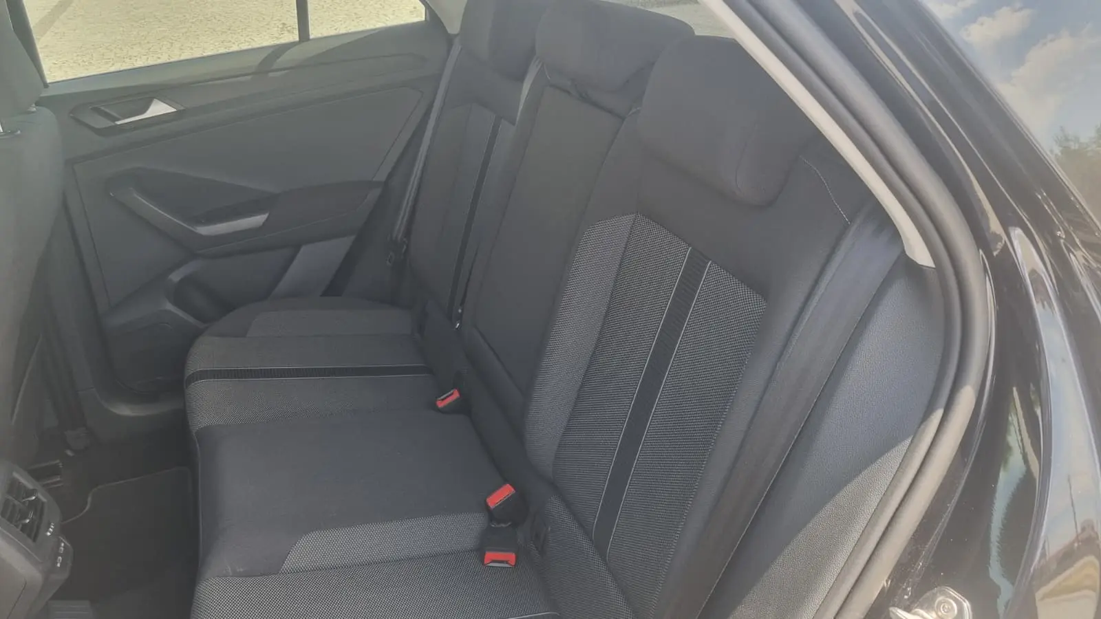 Volkswagen T-Roc 1.0 TSI Urban 12