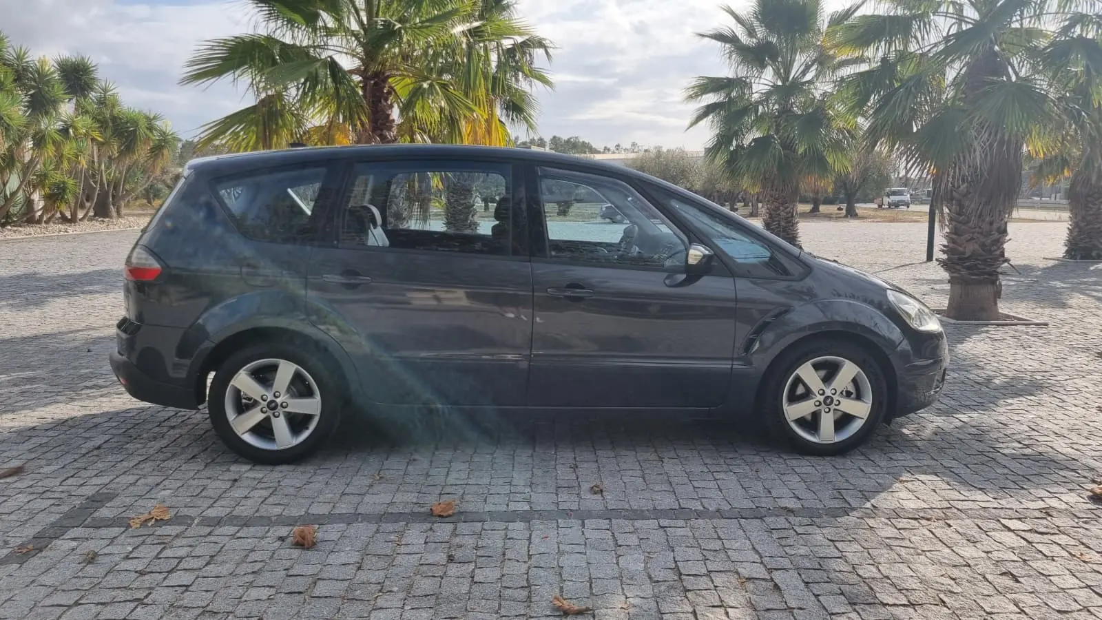 Ford S-Max 1.8 TDCi Titanium 7L 3