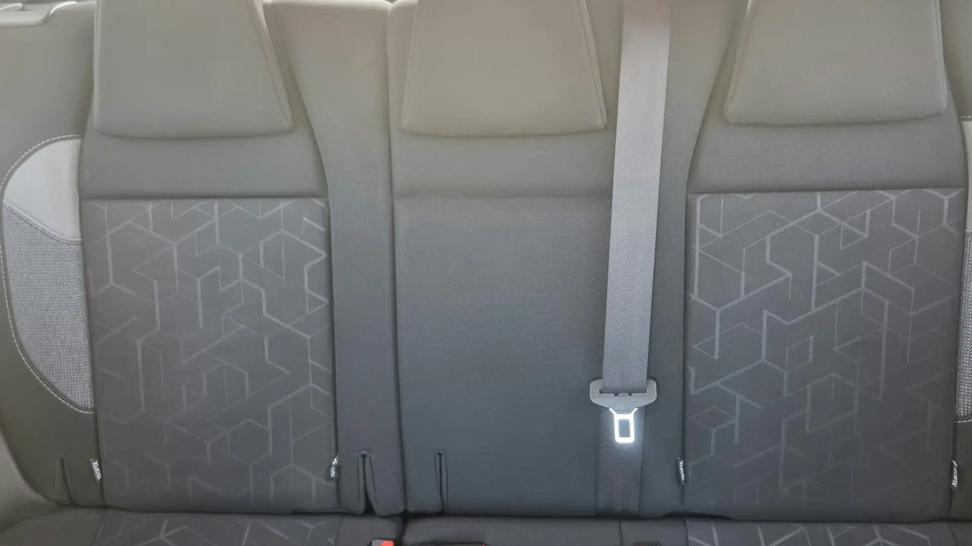 Peugeot 2008 1.6 BlueHDi Style 15