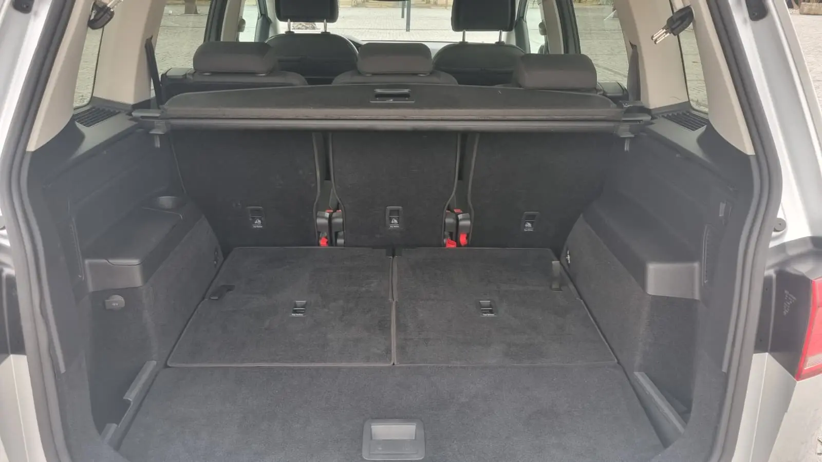 Volkswagen Touran 1.5 TSI Confortline 24