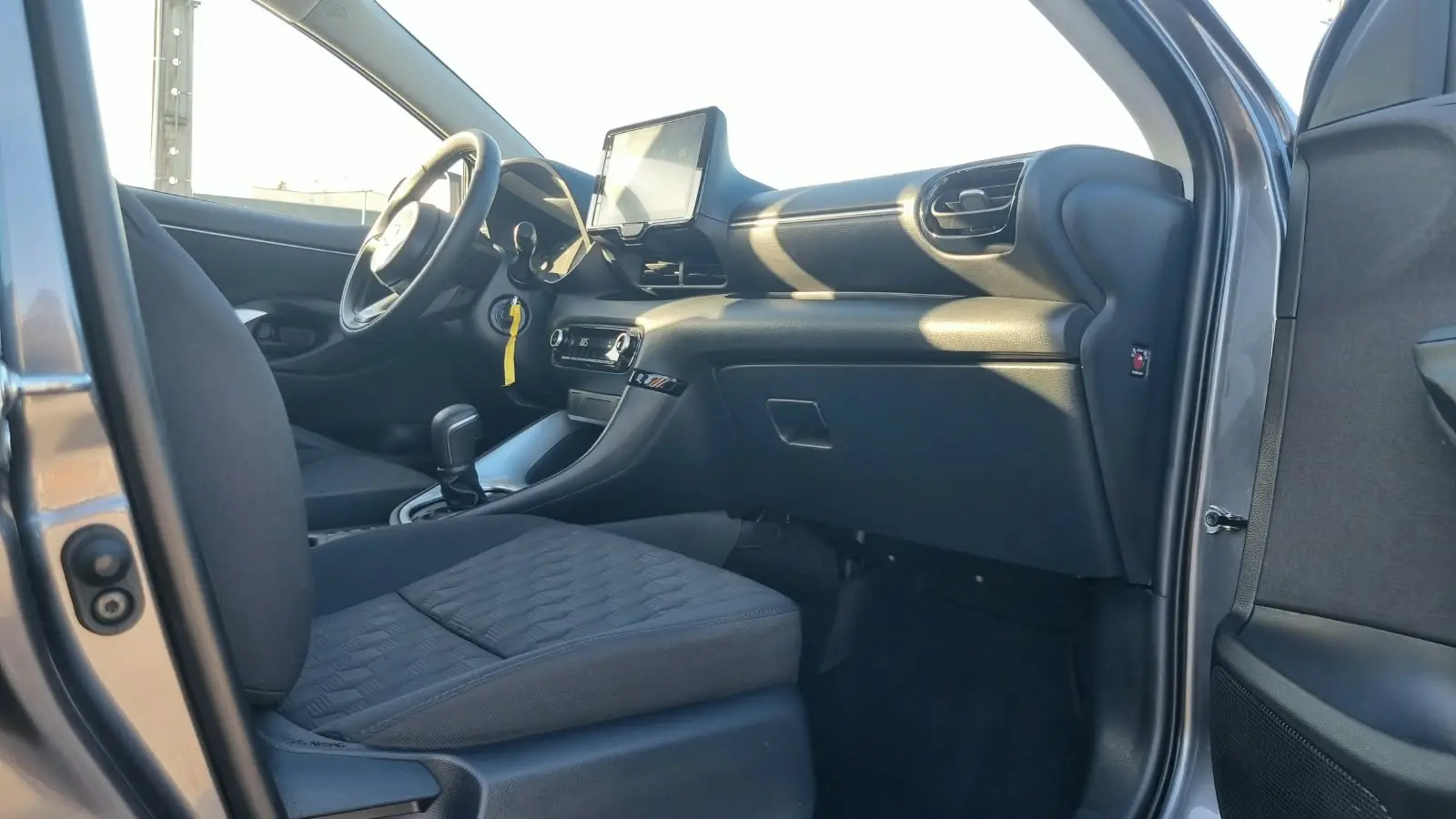 Mazda 2 1.5 L Hybrid VVT-i Centre-Line 15