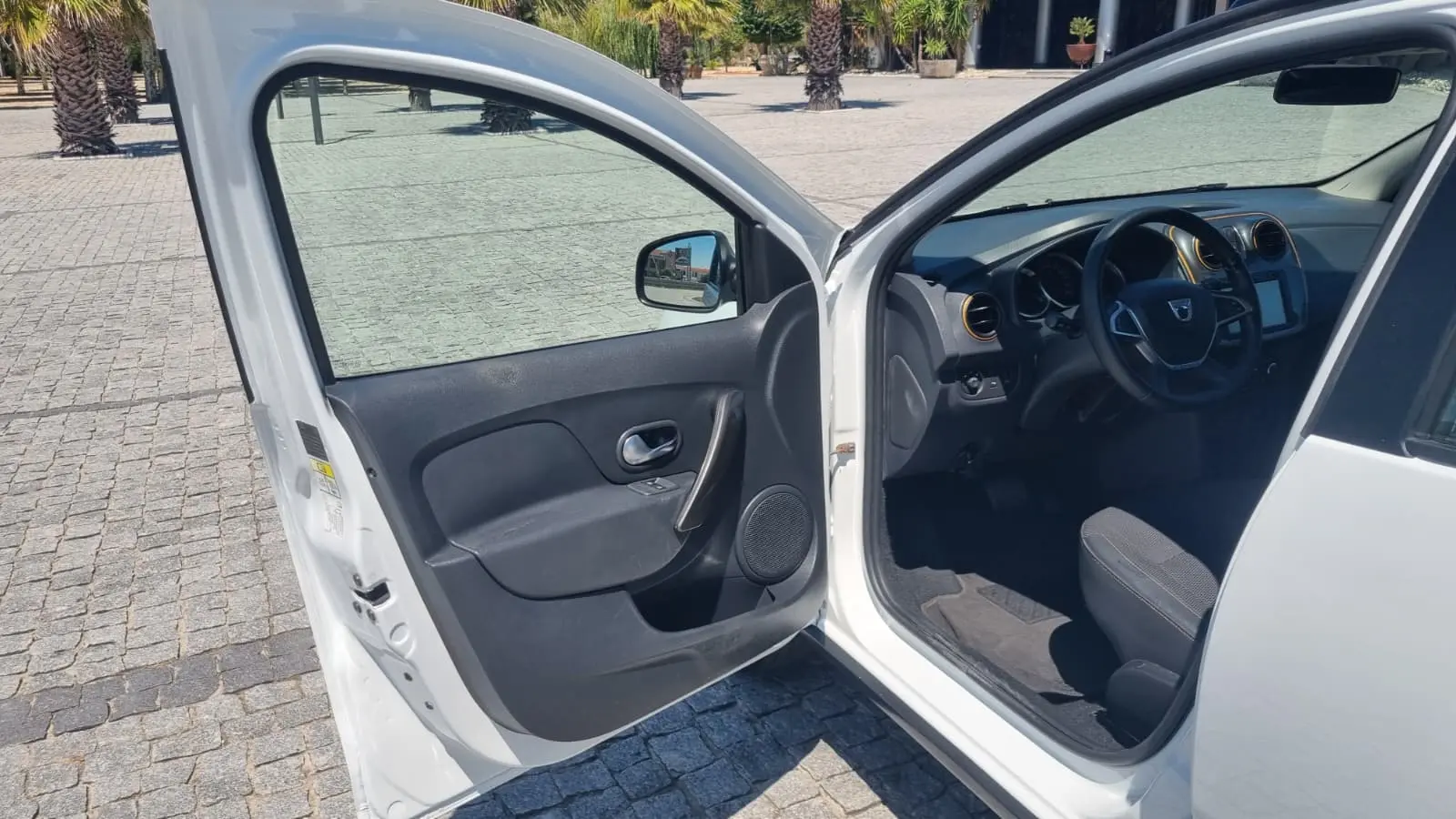 Dacia Sandero 1.5 dCi Stepway Easy-R 6