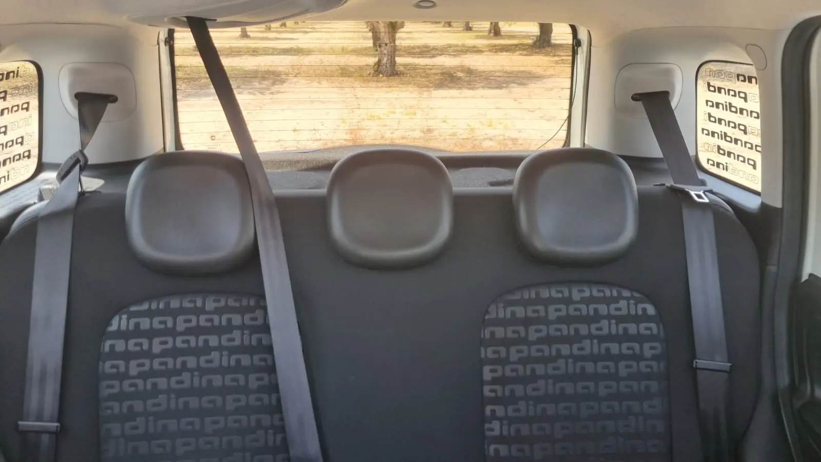 Fiat Panda Pandina 1.0 Hybrid 11