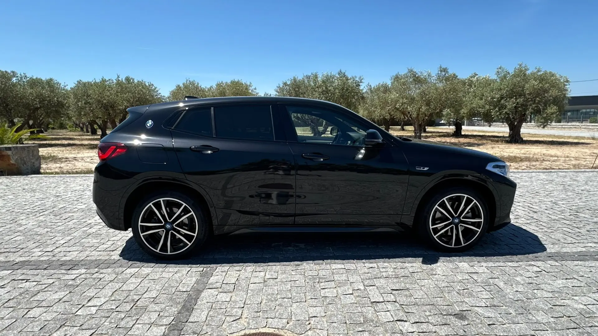 BMW X2 xDrive25e M Sport 3