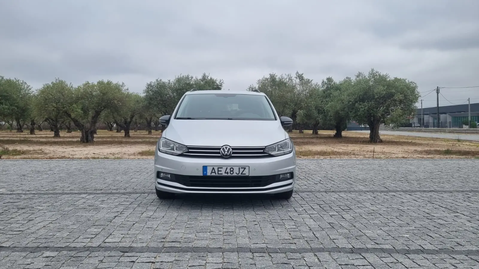 Volkswagen Touran 1.5 TSI Confortline 2