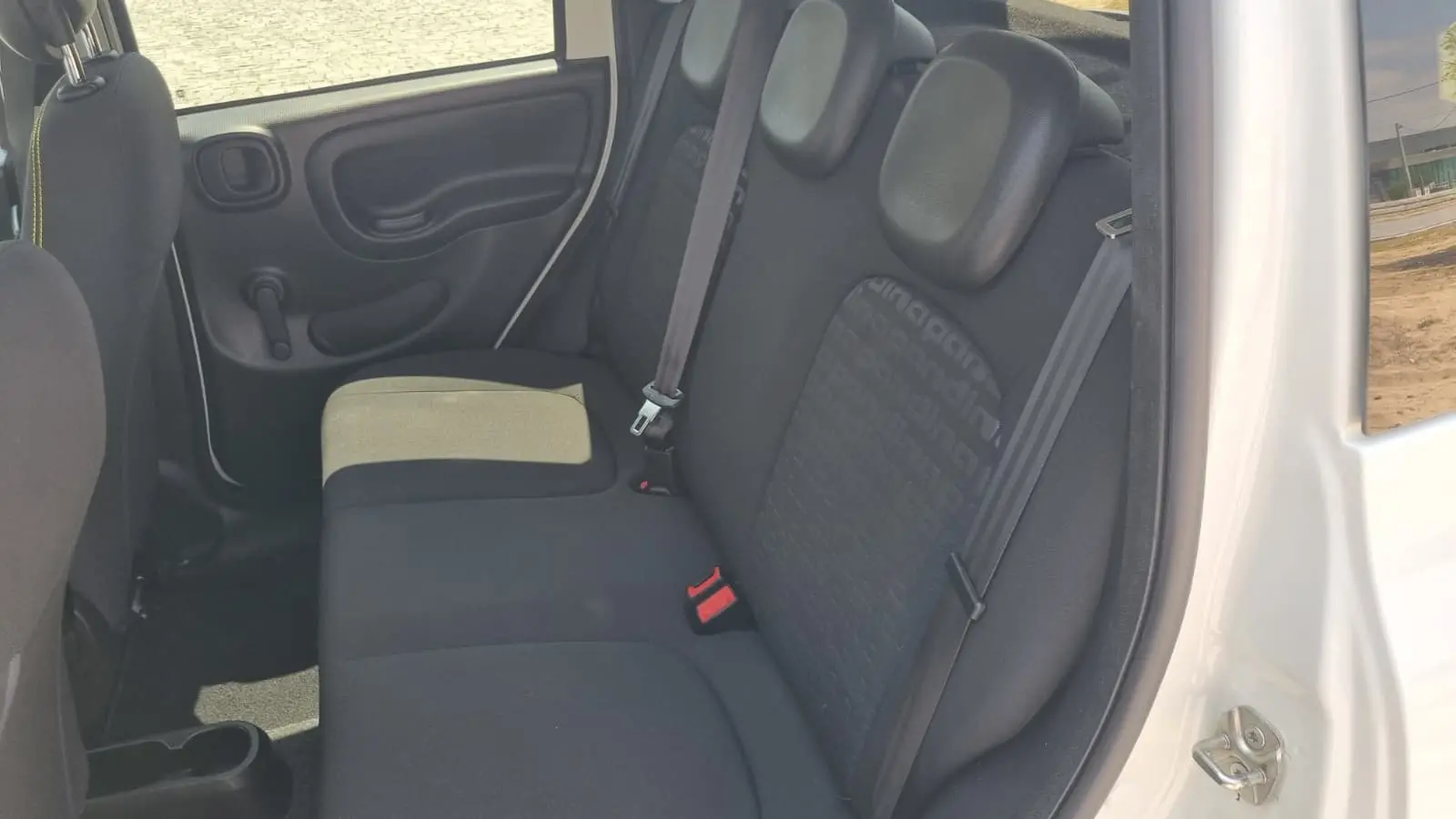 Fiat Panda Pandina 1.0 Hybrid 12