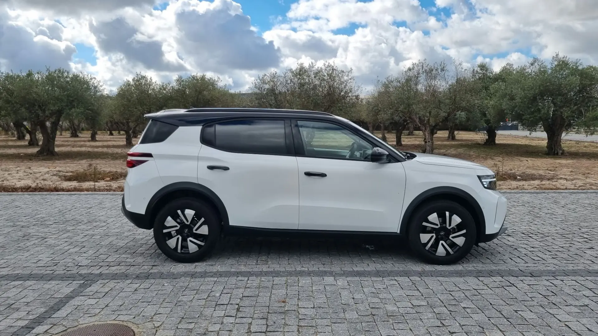 Opel Frontera 1.2 Hybrid GS eDCT 3