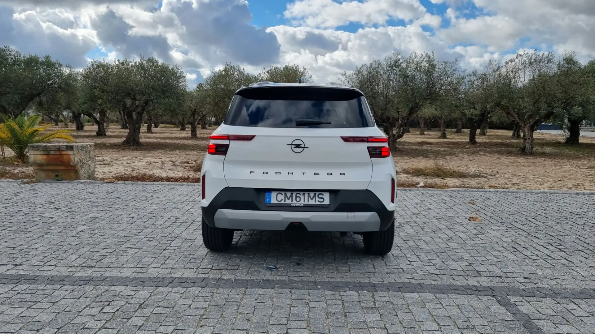 Opel Frontera 1.2 Hybrid GS eDCT 6