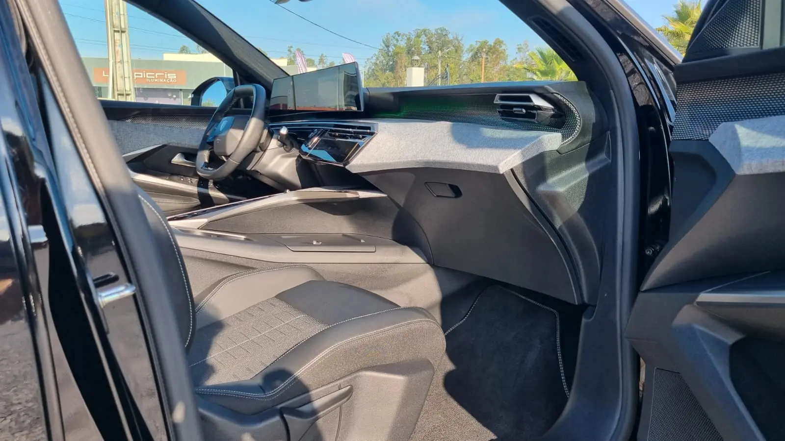 Peugeot 3008 1.2 Hybrid GT e-DCS6 12
