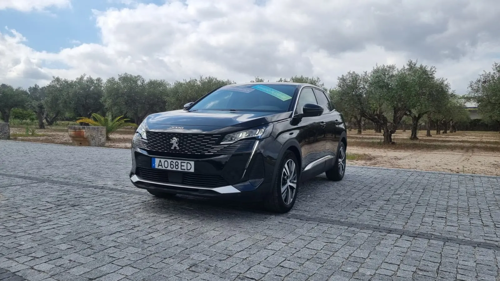 Peugeot 3008 1.6 Hybrid Allure e-EAT8 1