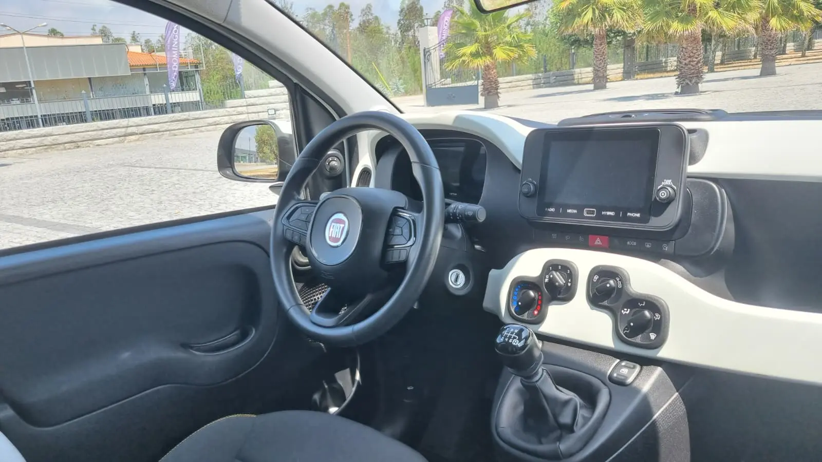 Fiat Panda Pandina 1.0 Hybrid 10