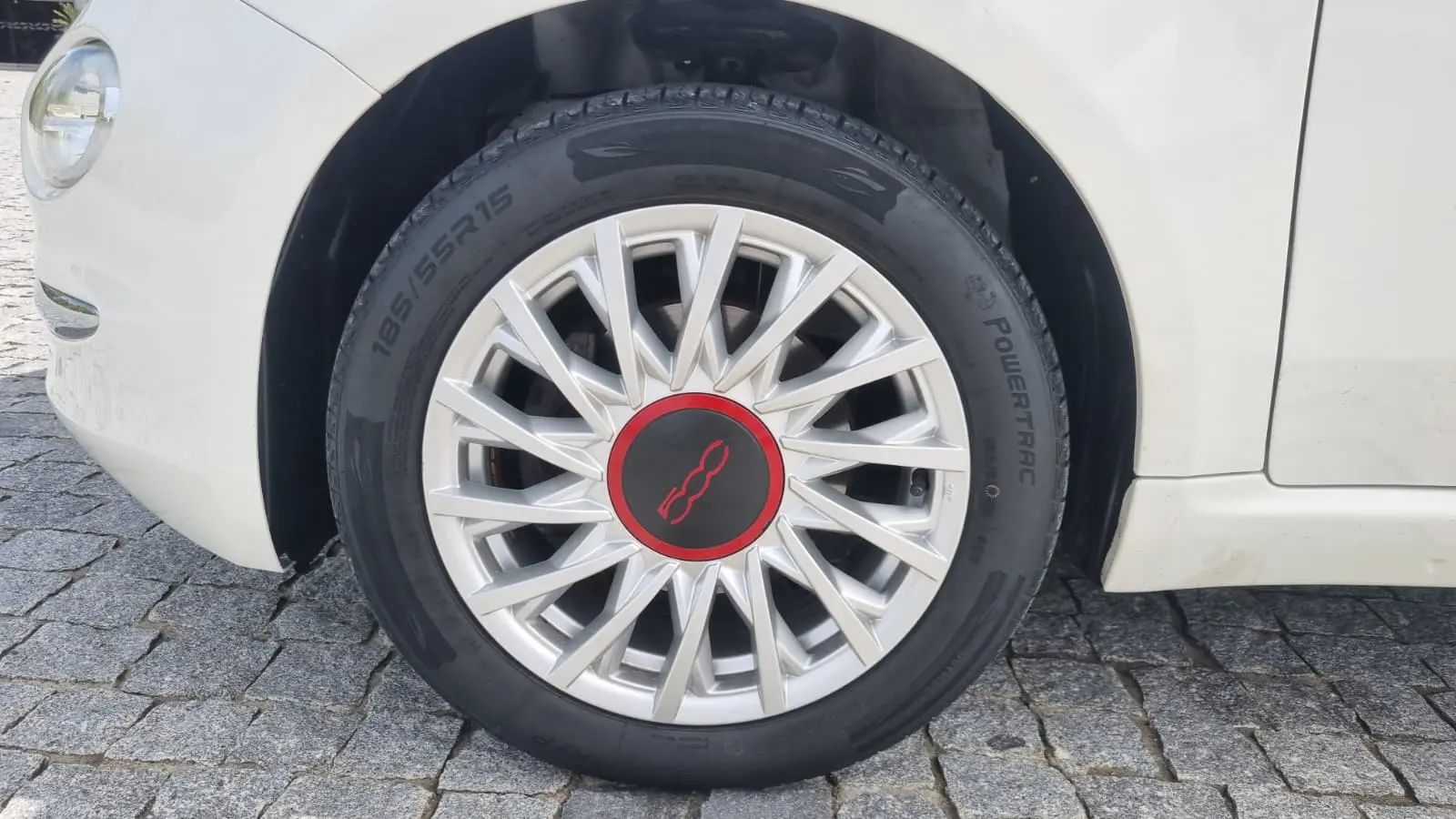 Fiat 500 1.0 Hybrid (RED) 7