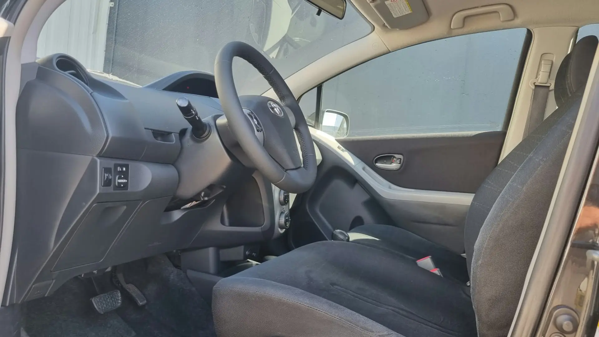 Toyota Yaris 1.4 D-4D Sol High P. MM 16