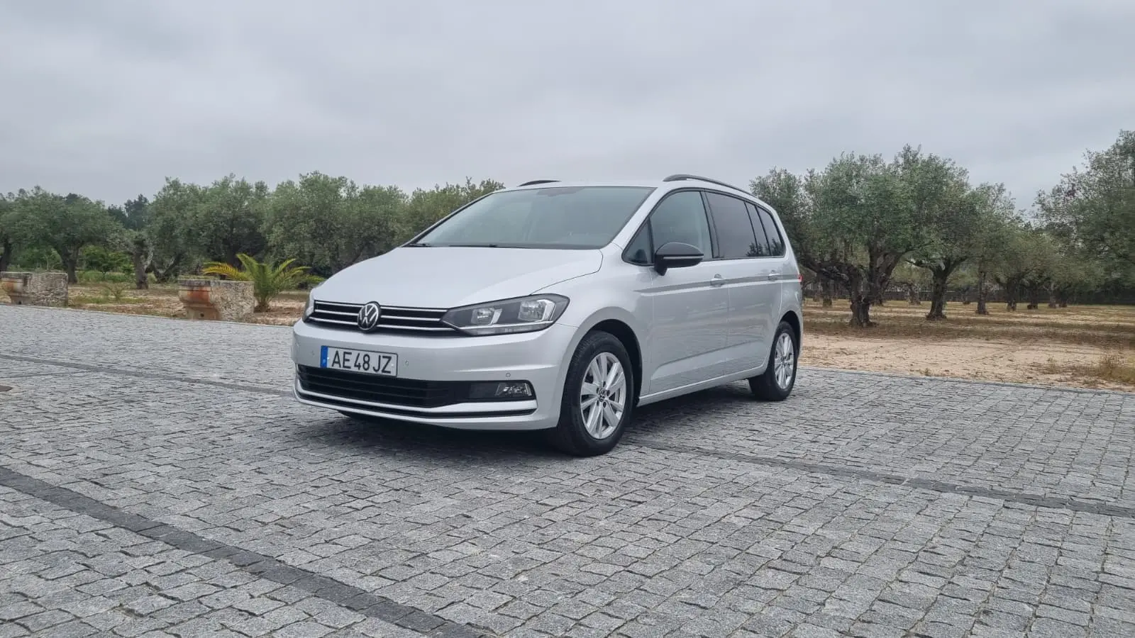 Volkswagen Touran 1.5 TSI Confortline 1