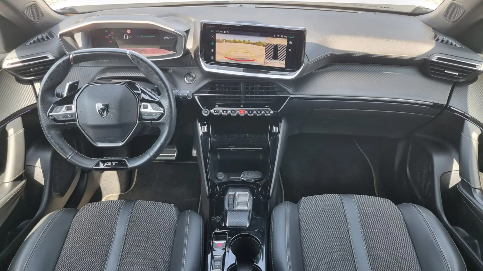 Peugeot 2008 1.2 PureTech GT EAT8 8
