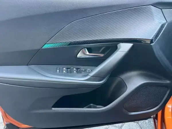 Peugeot 2008 1.5 BlueHDi Allure Pack 3