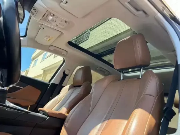 Peugeot 3008 PureTech 130 Stop & Start GPF Allure 10