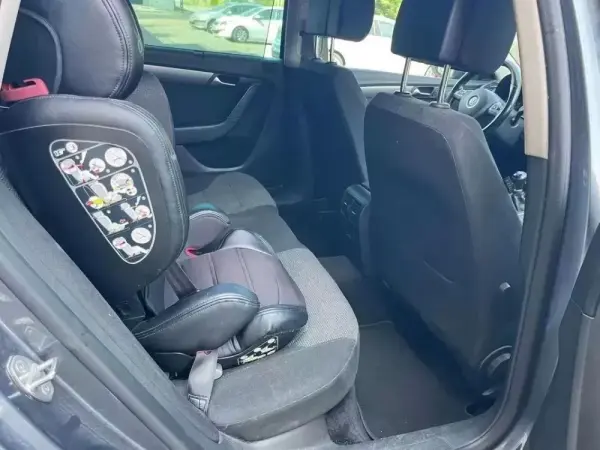 Volkswagen Passat 1.6 TDI BlueMotion 5