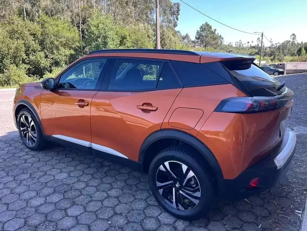 Peugeot 2008 1.5 BlueHDi Allure Pack 9