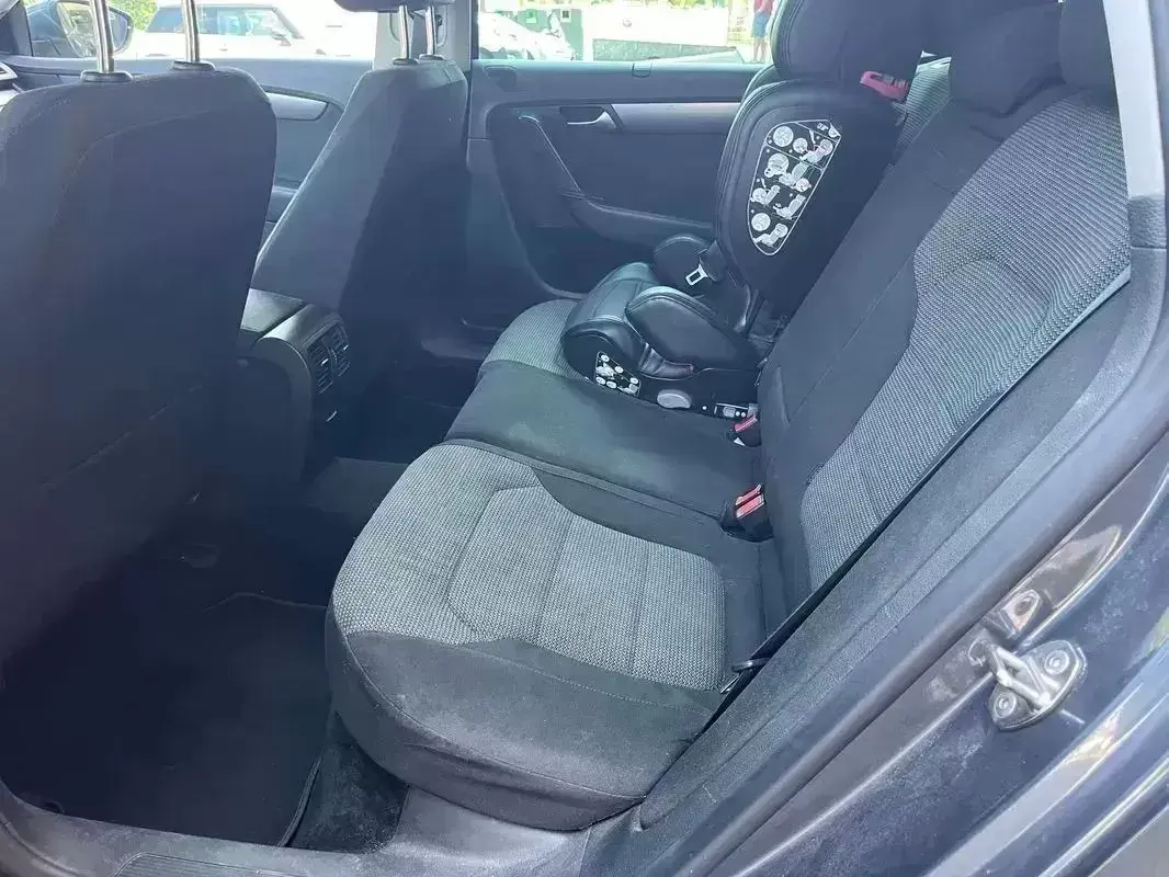 Volkswagen Passat 1.6 TDI BlueMotion 6