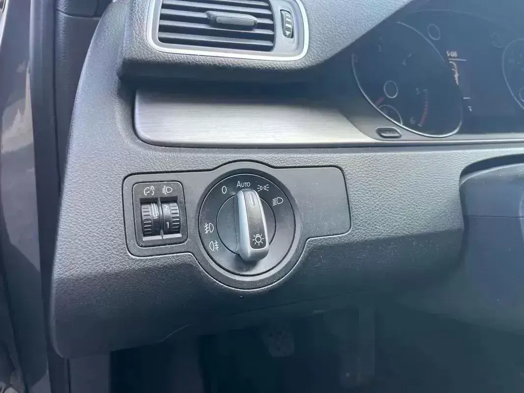 Dacia Sandero Outro 6