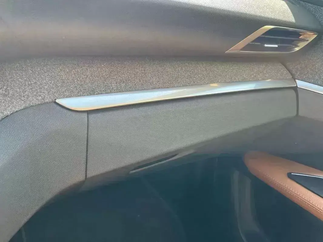 Peugeot 3008 PureTech 130 Stop & Start GPF Allure 19