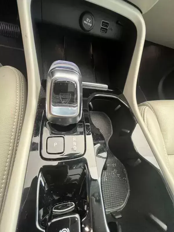 Volvo XC 40 1.5 T2 Plus Dark Auto 6