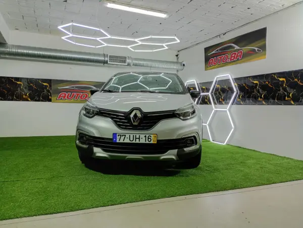Renault Captur 0.9 TCE Exclusive 8