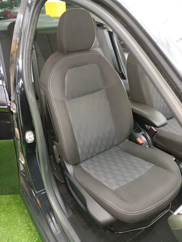 Citroen C-Elysée 1.6 BlueHDi Exclusive 20