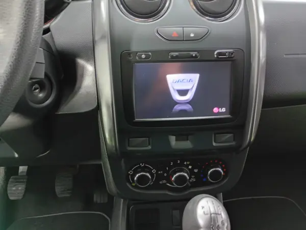 Dacia Duster 1.5 dCi SL Urban Explorer 13