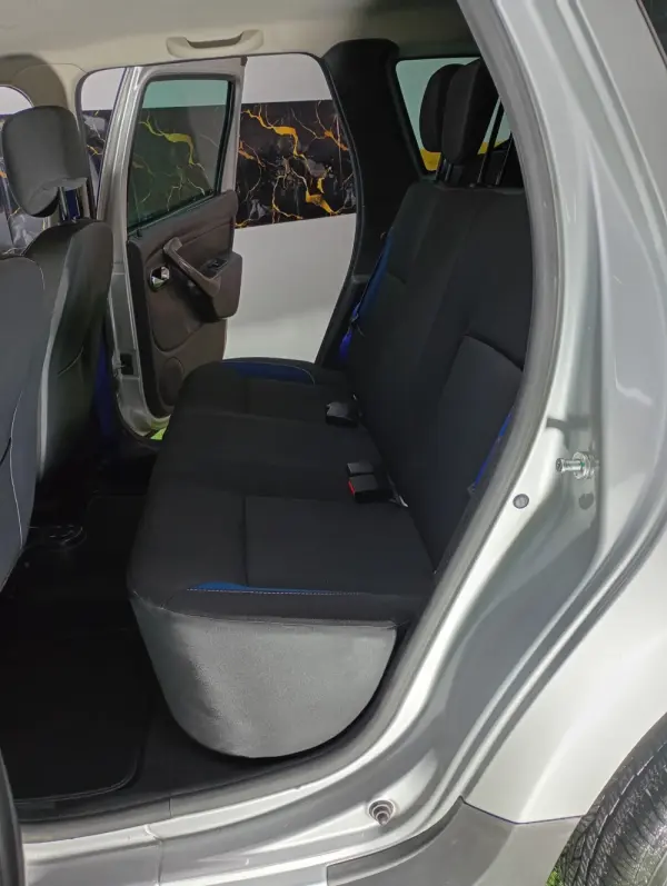 Dacia Duster 1.5 dCi SL Urban Explorer 16