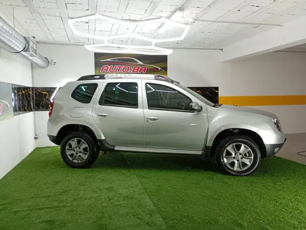 Dacia Duster 1.5 dCi SL Urban Explorer 32
