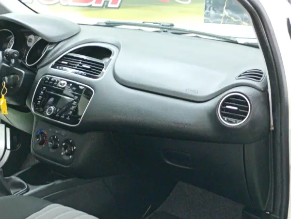 Fiat Punto 1.3 M-Jet Easy S&S 23