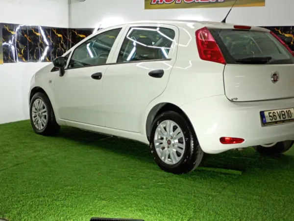Fiat Punto 1.3 M-Jet Easy S&S 28