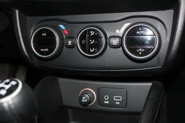 Fiat Tipo 1.3 M-Jet Lounge J17 29