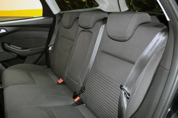 Ford Focus SW 1.5 TDCi Titanium 34