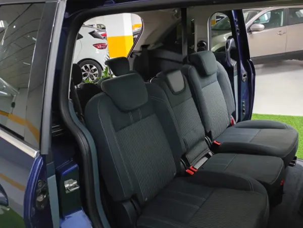 Ford Grand C-Max 1.6 TDCi Titanium S/S 16