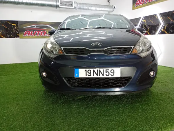 Kia Rio 1.2 CVVT EX 6
