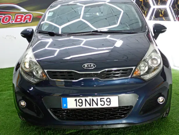 Kia Rio 1.2 CVVT EX 5